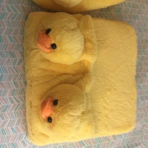 Yellow foot massage and Neck cozy